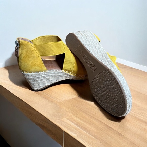 Gentle Souls Women’s Wedge Espadrilles Sandals - Picture 2 of 4